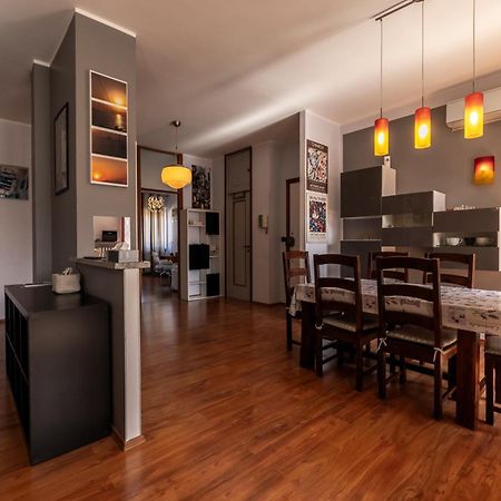 Turin Center Whit Private Parking Apartamento Exterior foto